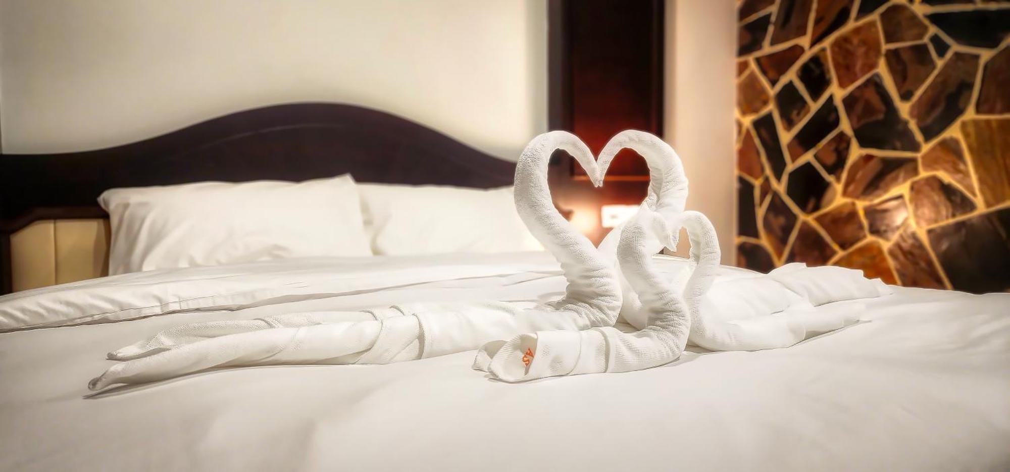 Arya Suites Patong Beach Zewnętrze zdjęcie