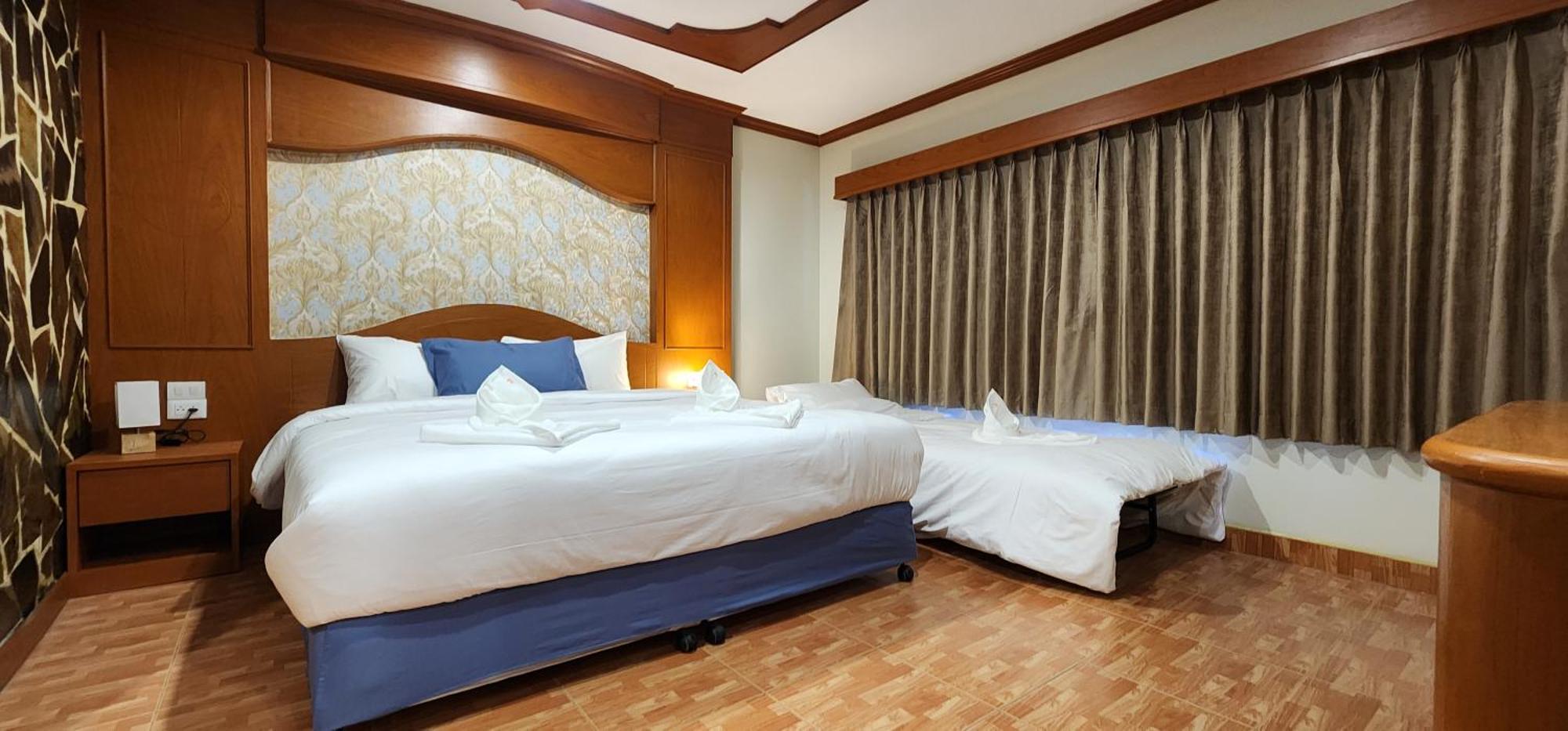 Arya Suites Patong Beach Zewnętrze zdjęcie