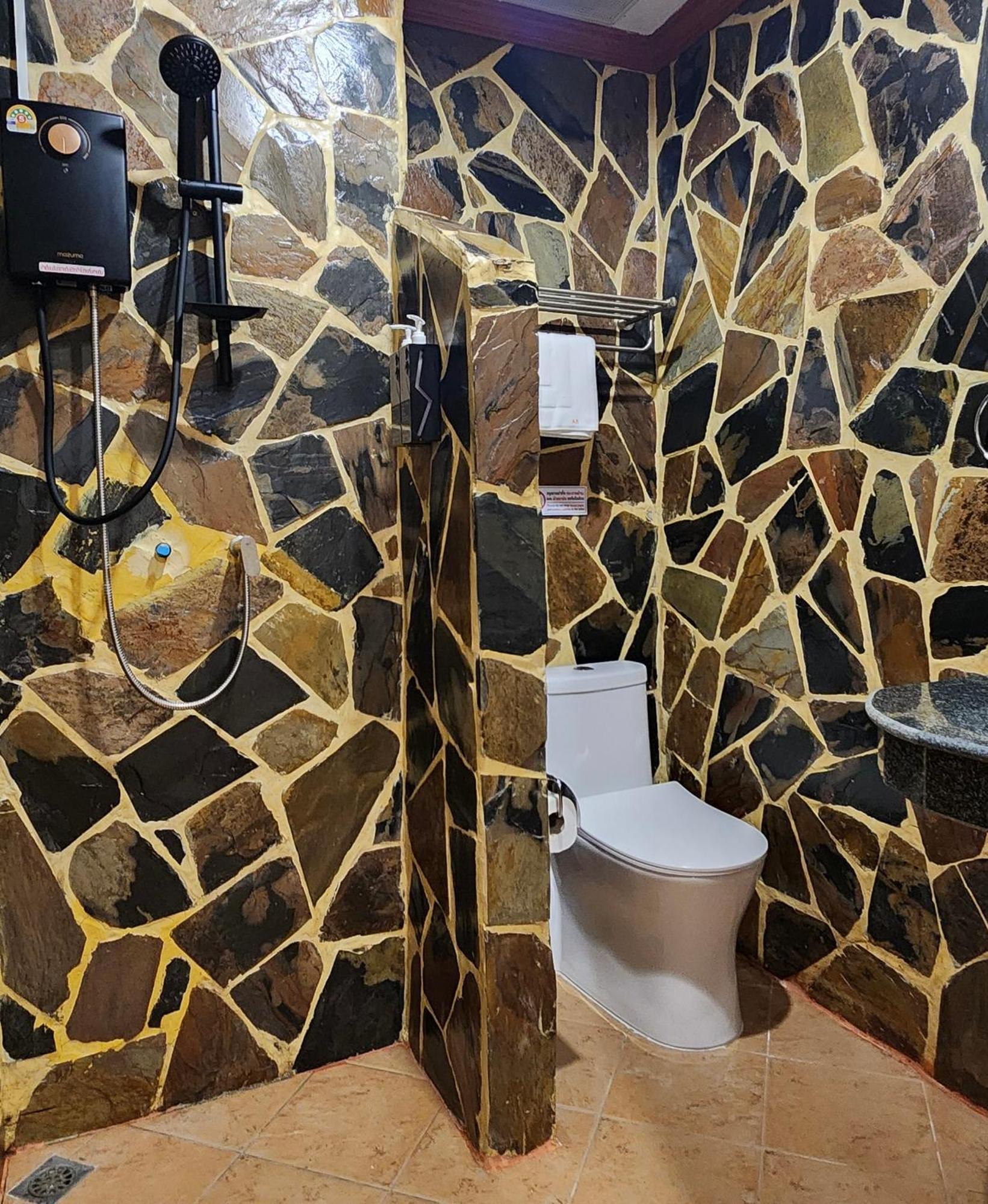 Arya Suites Patong Beach Pokój zdjęcie
